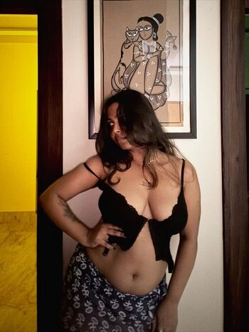 Chirasree sarkar page leaked private photo uncensored HD quality