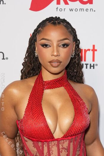 Chloe bailey page leaked private photo uncensored HD quality