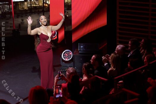 Chloe bailey page leaked private photo uncensored HD quality