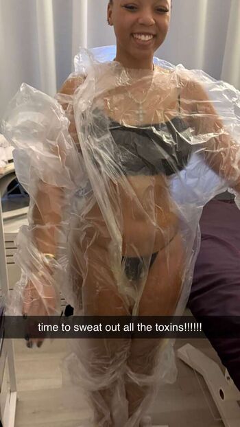 Chloe bailey page leaked private photo uncensored HD quality