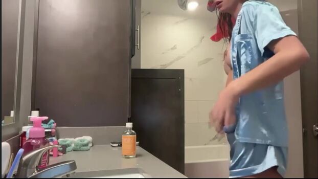 Chloecookk page leaked private photo uncensored HD quality