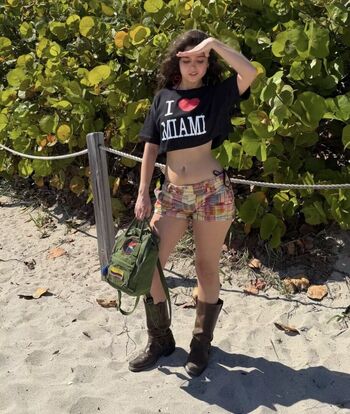 Chloeforero  page leaked private photo uncensored HD quality