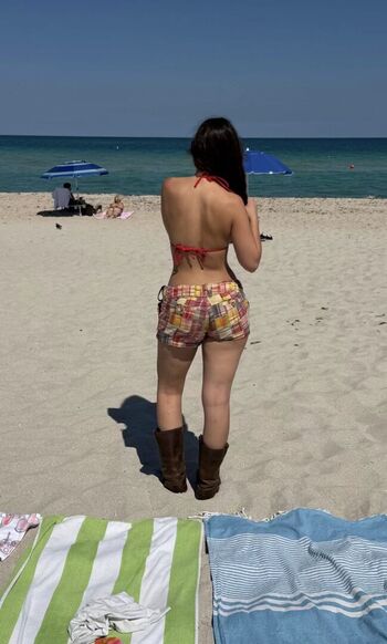 Chloeforero  page leaked private photo uncensored HD quality