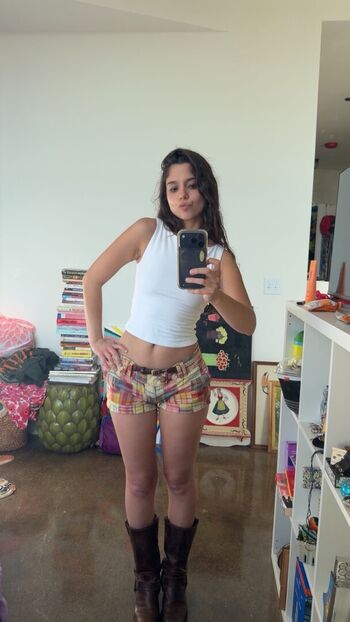 Chloeforero  page leaked private photo uncensored HD quality