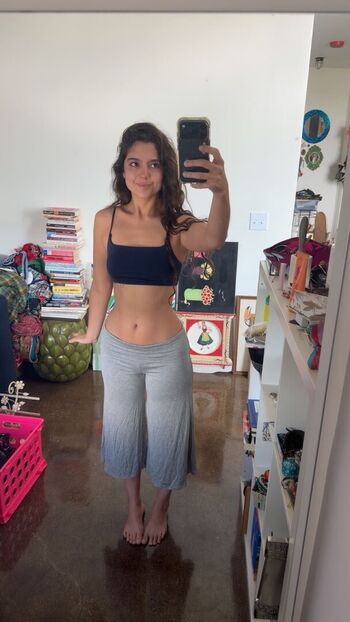 Chloeforero  page leaked private photo uncensored HD quality