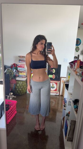 Chloeforero  page leaked private photo uncensored HD quality