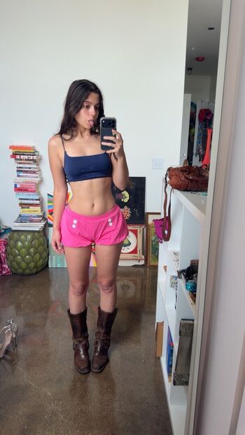 Chloeforero leaked private photo uncensored HD quality