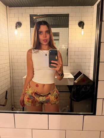 Chloeforero leaked private photo uncensored HD quality
