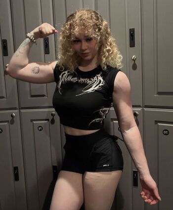 Chloethehokage leaked private photo uncensored HD quality
