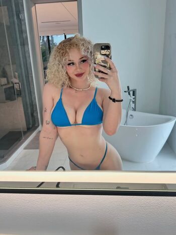 Chloethehokage leaked private photo uncensored HD quality
