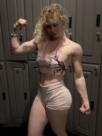 Chloethehokage leaked private photo uncensored HD quality