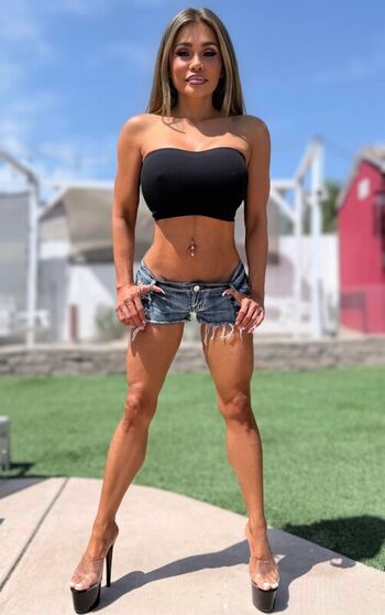 Connie elizabeth  page leaked private photo uncensored HD quality