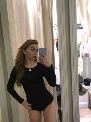 Crystallandysh page leaked private photo uncensored HD quality