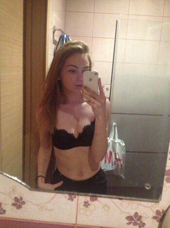 Crystallandysh page leaked private photo uncensored HD quality