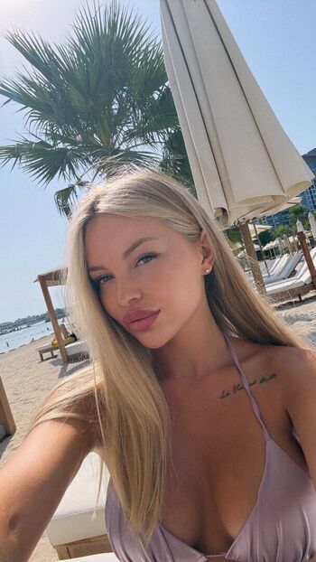 Crystallandysh leaked private photo uncensored HD quality