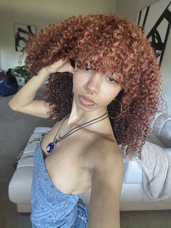 Crystalsnpurge page leaked private photo uncensored HD quality