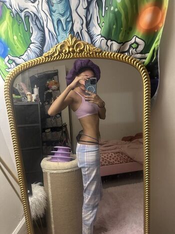 Crystalsnpurge page leaked private photo uncensored HD quality