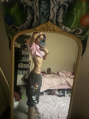 Crystalsnpurge leaked private photo uncensored HD quality