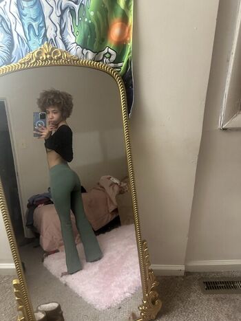 Crystalsnpurge leaked private photo uncensored HD quality