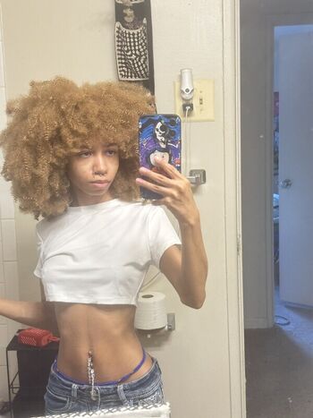 Crystalsnpurge leaked private photo uncensored HD quality