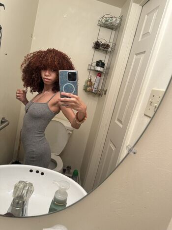 Crystalsnpurge leaked private photo uncensored HD quality