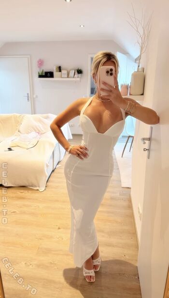 Curlyxox leaked private photo uncensored HD quality