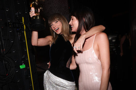 Dakota johnson leaked private photo uncensored HD quality