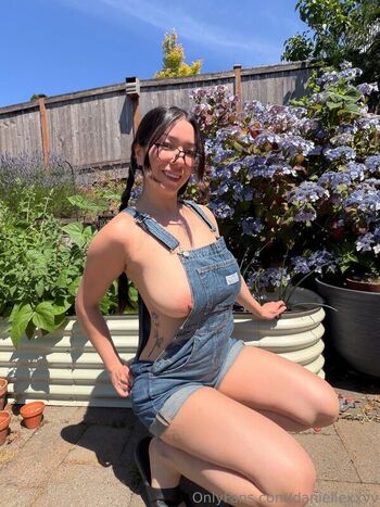 Daniellexxvv  page leaked private photo uncensored HD quality