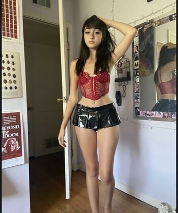 Delilah raige  page leaked private photo uncensored HD quality