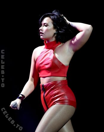 Demi lovato page leaked private photo uncensored HD quality