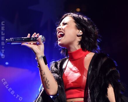 Demi lovato page leaked private photo uncensored HD quality