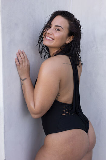 Demi lovato page leaked private photo uncensored HD quality