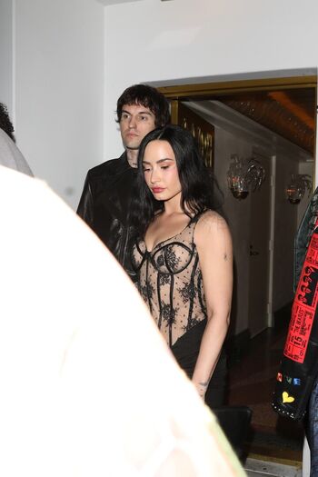 Demi lovato page leaked private photo uncensored HD quality