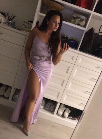 Demi lovato page leaked private photo uncensored HD quality