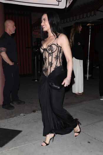 Demi lovato page leaked private photo uncensored HD quality