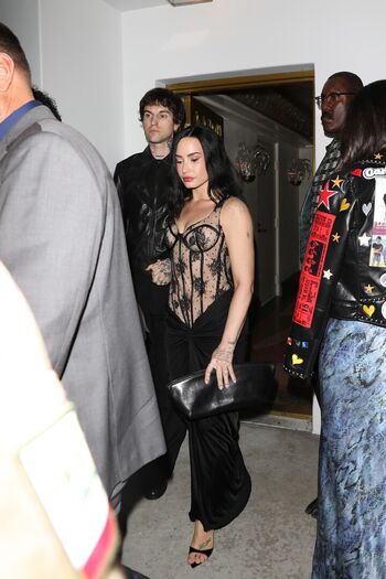 Demi lovato page leaked private photo uncensored HD quality