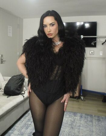 Demi lovato page leaked private photo uncensored HD quality