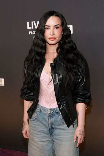 Demi lovato page leaked private photo uncensored HD quality