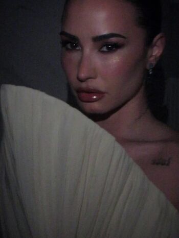 Demi lovato page leaked private photo uncensored HD quality