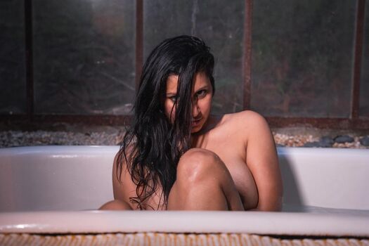 Devi the model page leaked private photo uncensored HD quality