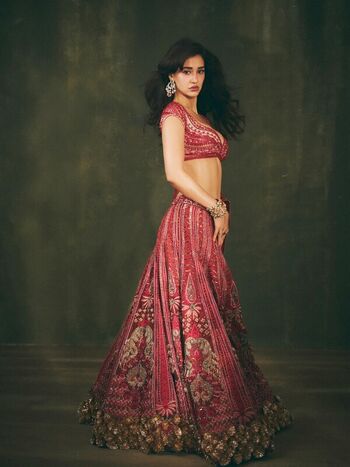 Disha patani leaked private photo uncensored HD quality