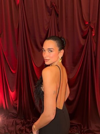 Dua lipa  page leaked private photo uncensored HD quality