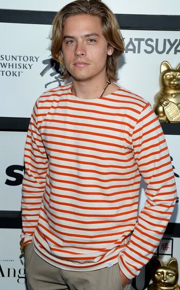 Dylan sprouse leaked private photo uncensored HD quality