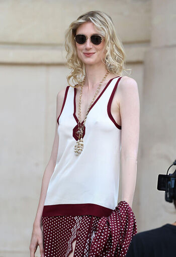 Elizabeth debicki page leaked private photo uncensored HD quality