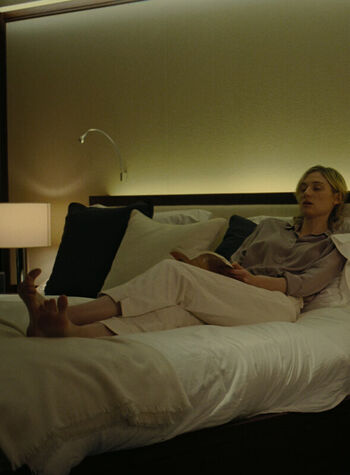 Elizabeth debicki page leaked private photo uncensored HD quality