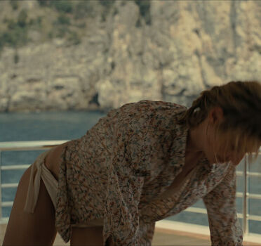 Elizabeth debicki page leaked private photo uncensored HD quality