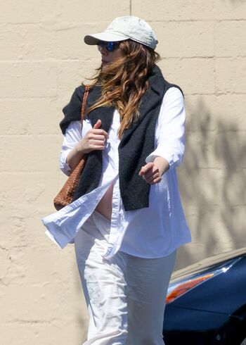 Elizabeth olsen  page leaked private photo uncensored HD quality