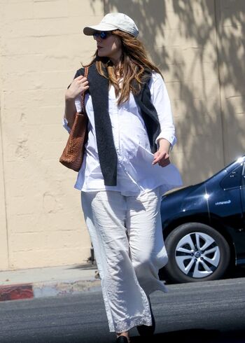 Elizabeth olsen  page leaked private photo uncensored HD quality