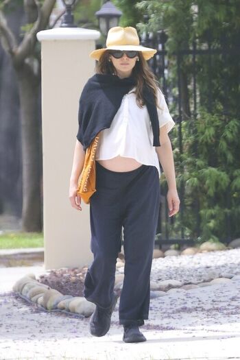 Elizabeth olsen  page leaked private photo uncensored HD quality