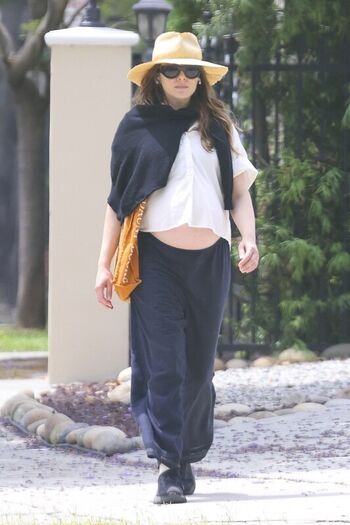 Elizabeth olsen leaked private photo uncensored HD quality